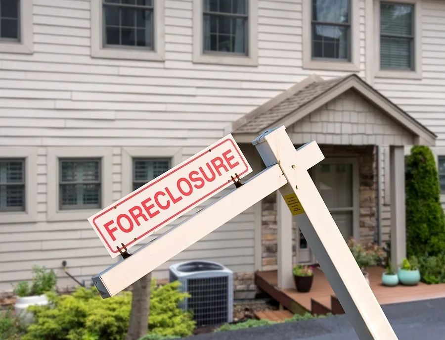 Pandemic's Effect on Foreclosures in the US Image