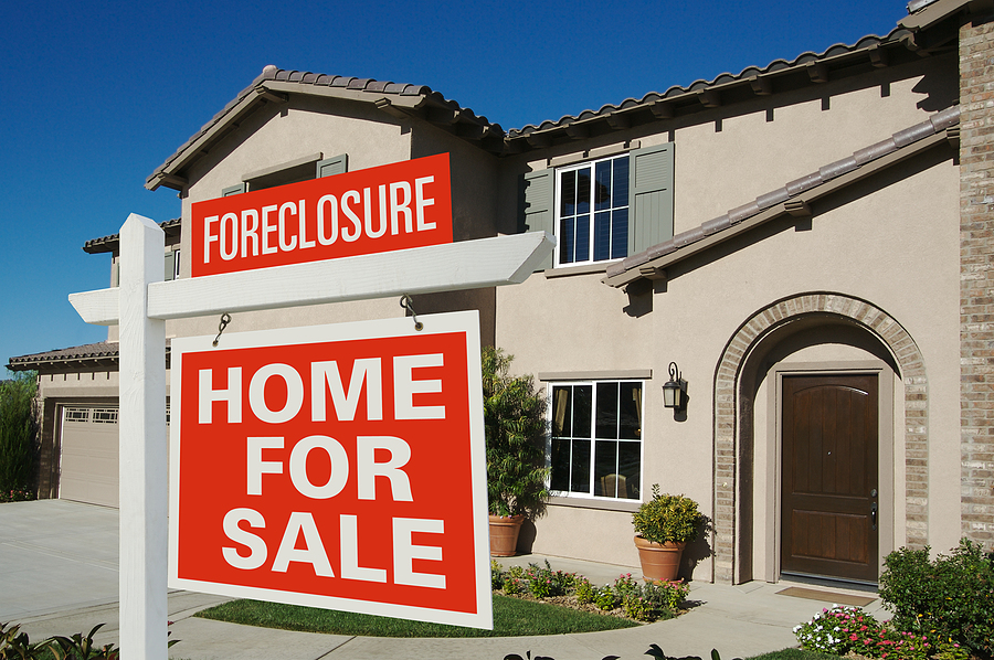 foreclosure on a mortgaged house