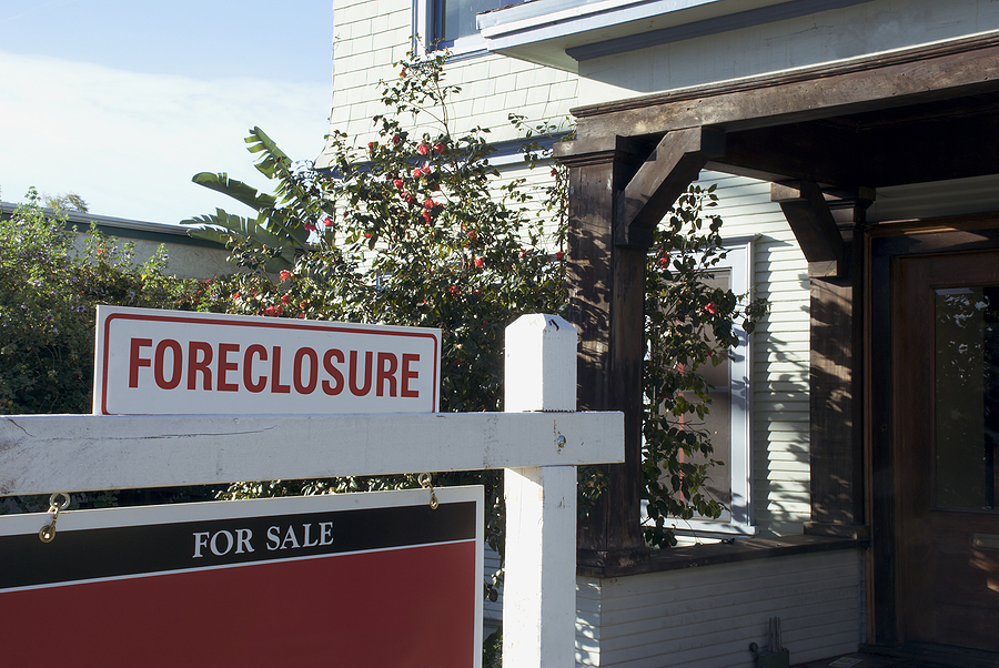 foreclosure prevention strategies - home foreclosure sign